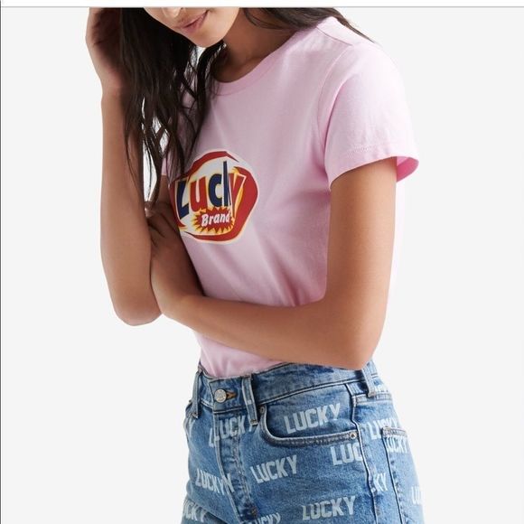 ✨ LUCKY BRAND T-SHIRT✨ - Picture 3 of 3